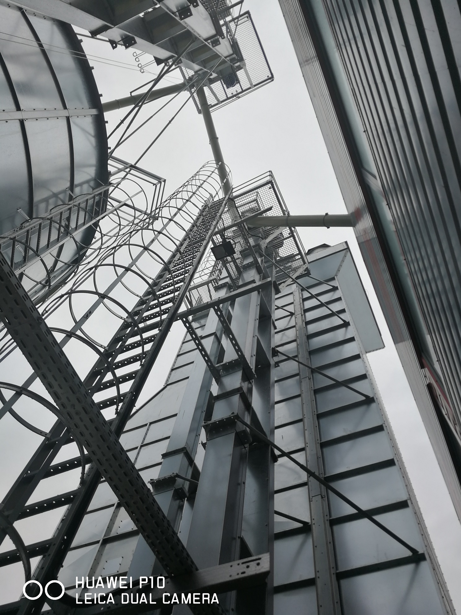 Grūdų džiovinimo bokštai