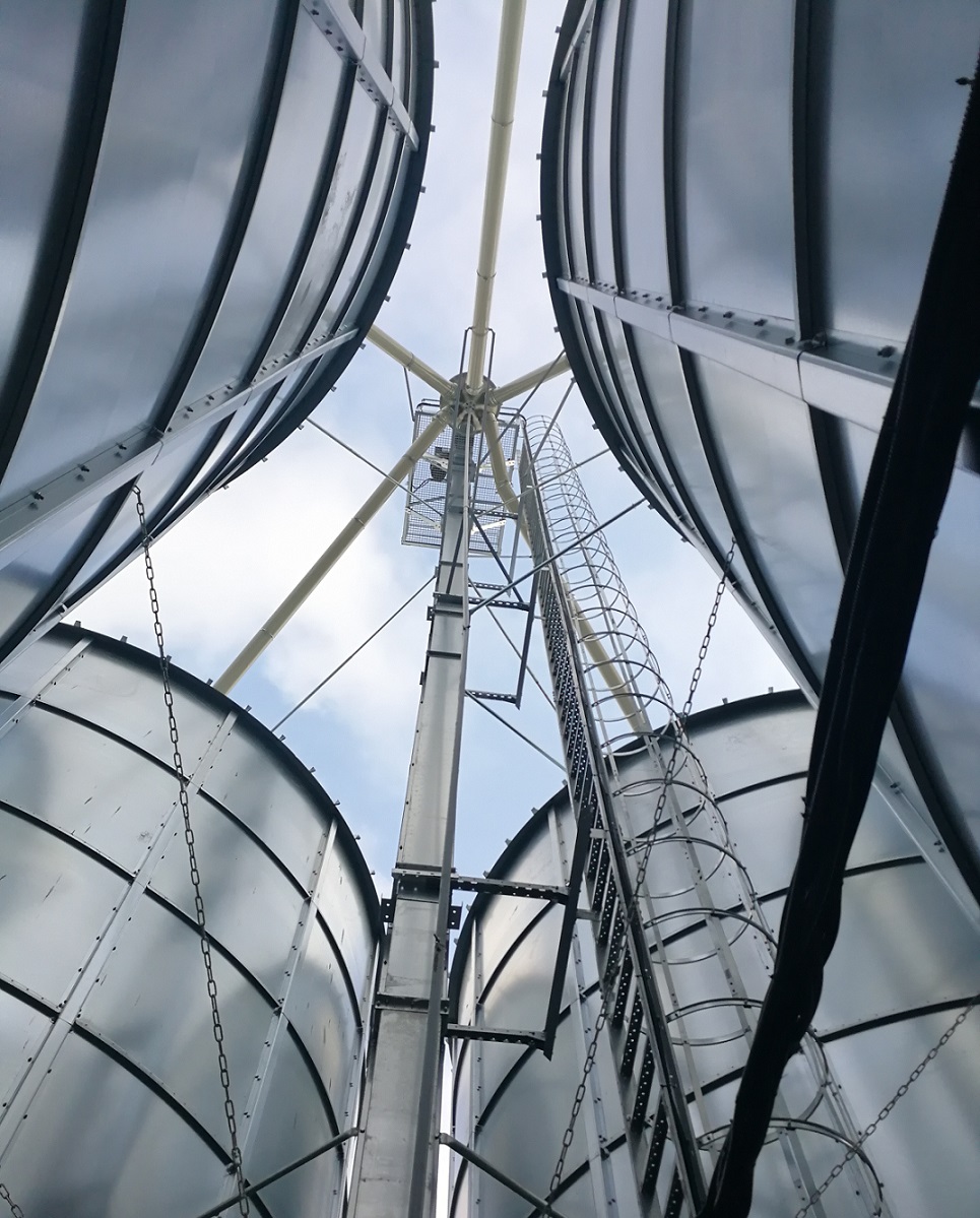 Grūdų saugojimo ir džiovinimo bokštai