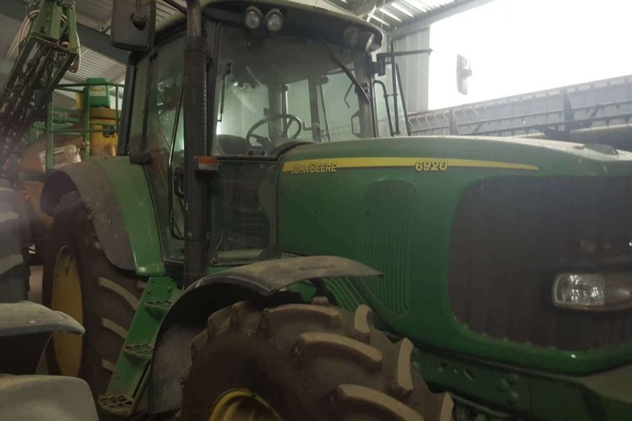 Naudotas traktorius John Deere 6920